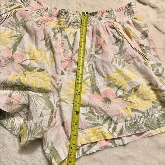 Briggs New York Shorts XL White Linen Rayon Tropical Floral Pink Green - Picture 7 of 10